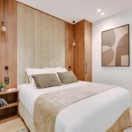 Elegant With Ac -2br-6p- Le Marais Париж