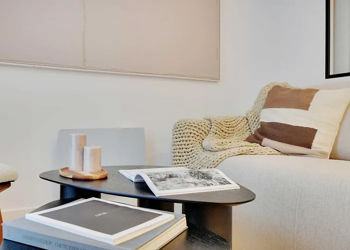Elegant With Ac -2br-6p- Le Marais